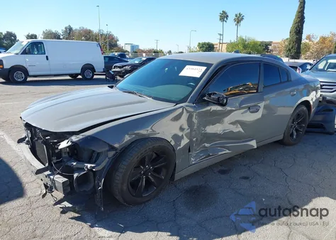 2018 Dodge Charger Sxt Plus Rwd z USA, uszkodzony, nr VIN 2C3CDXHG2JH134120